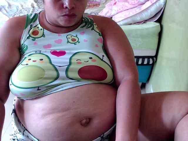 mia-naughty webcam