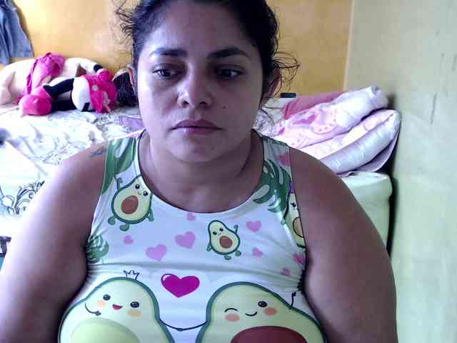 mia-naughty webcam