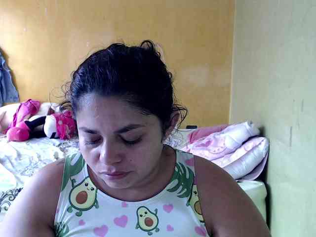 mia-naughty webcam