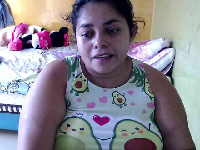 mia-naughty webcam