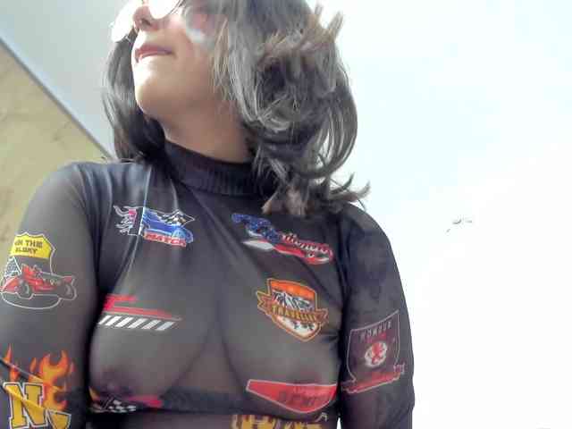 karolina-evans webcam