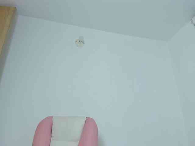 karolina-evans webcam