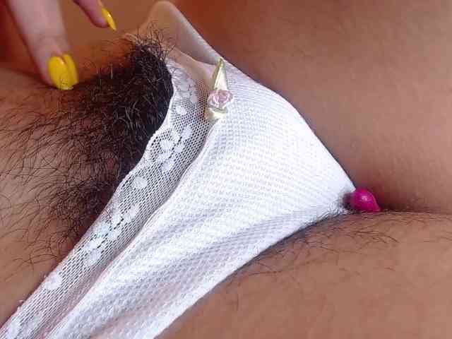 GOODGIRLYUMMM webcam