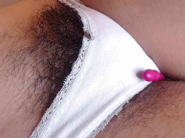 GOODGIRLYUMMM webcam