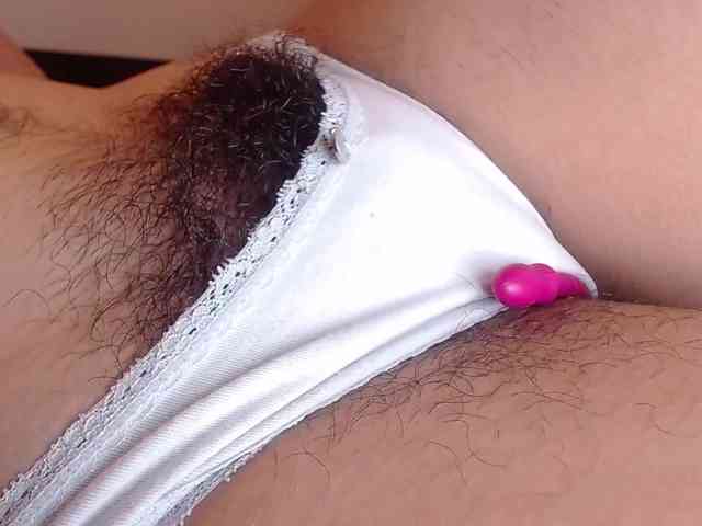 GOODGIRLYUMMM webcam