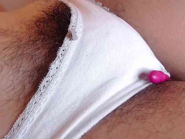 GOODGIRLYUMMM webcam