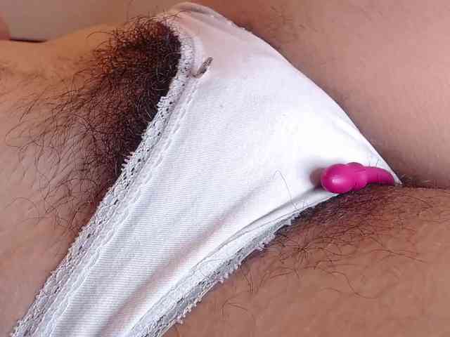 GOODGIRLYUMMM webcam