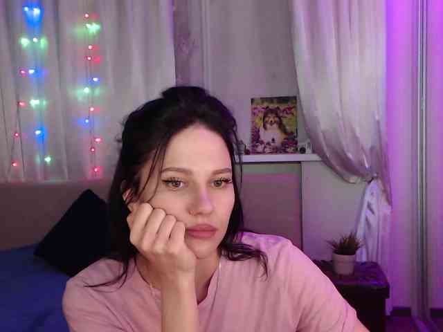 Zlata777 webcam