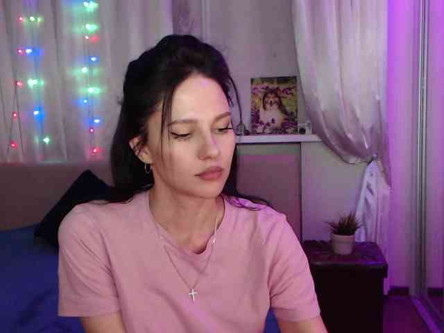 Zlata777 webcam