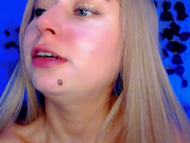 Sabrinaolsons webcam
