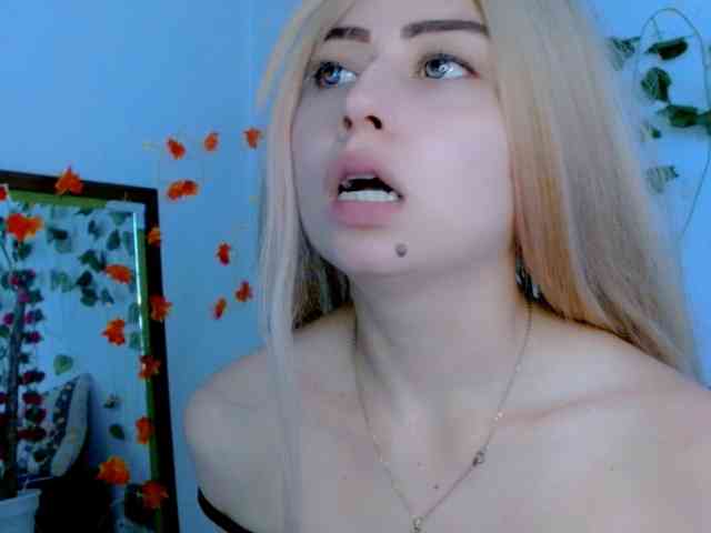 Sabrinaolsons webcam