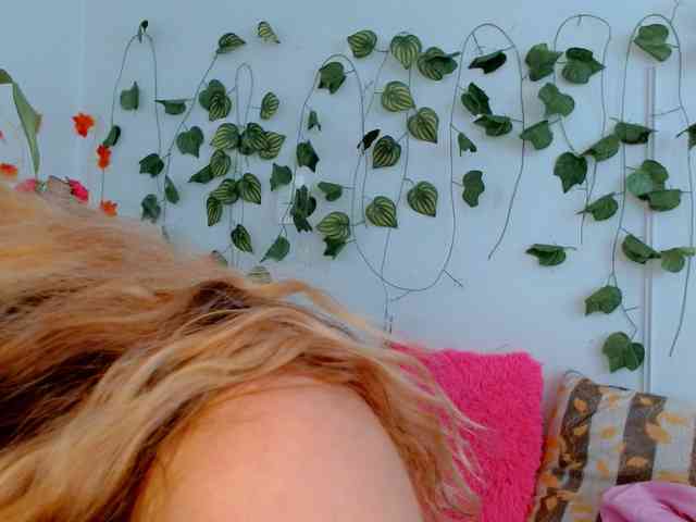 Sabrinaolsons webcam