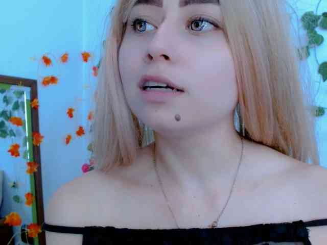 Sabrinaolsons webcam
