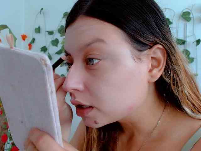 Sabrinaolsons webcam