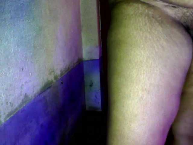 VyxenRose webcam