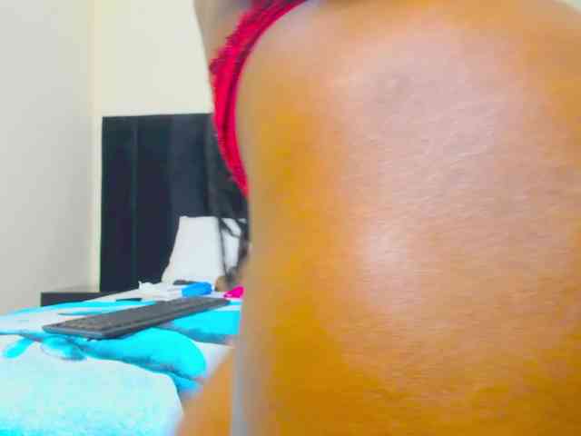 Pretty-Queen webcam