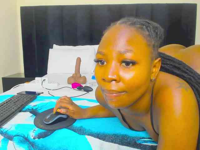 Pretty-Queen webcam
