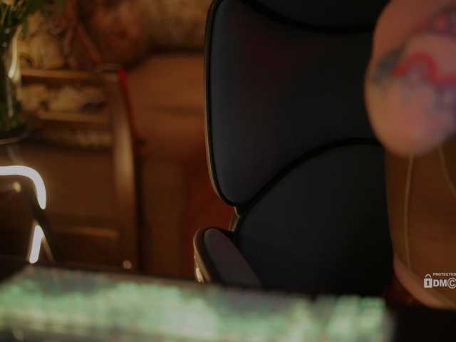 DianaMurrhorny on cam