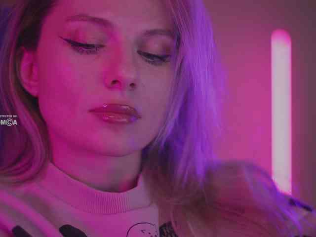D_i_aM webcam