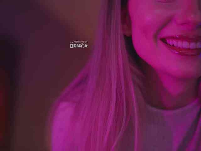 D_i_aM webcam