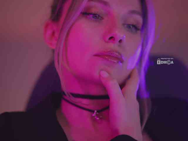 D_i_aM webcam