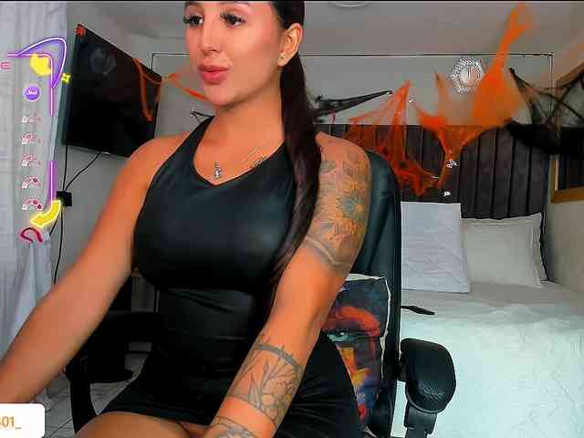 Lizzypink3 webcam