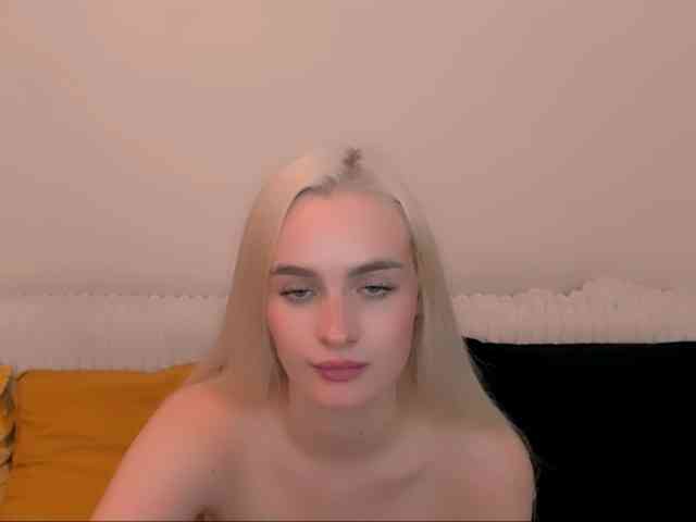 OliviaKisss3 webcam