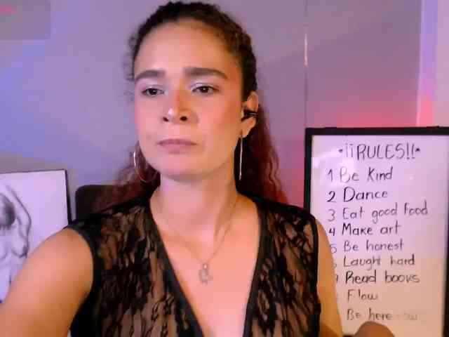 Bikergiirl webcam