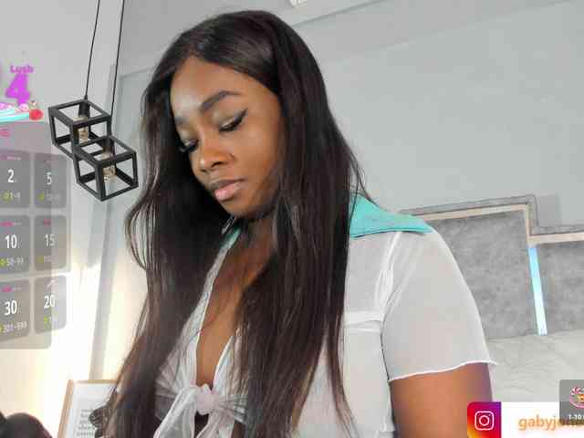 GabyyJones webcam