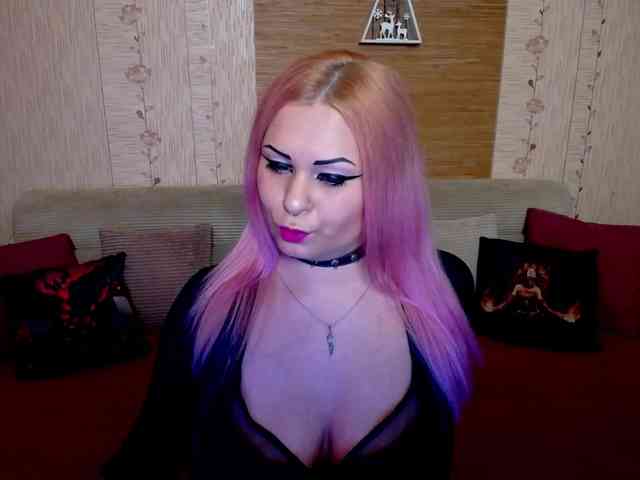 AnnessixReign webcam