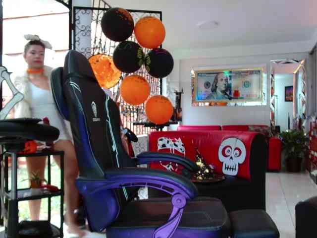 hot-sexy-bunny webcam