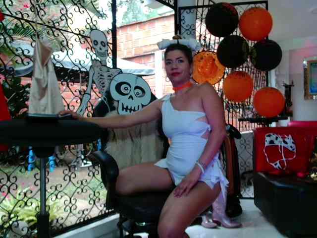 hot-sexy-bunny webcam