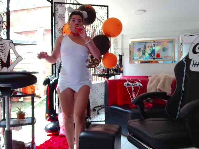 hot-sexy-bunny webcam