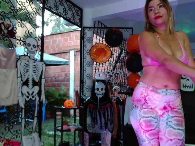 hot-sexy-bunny webcam