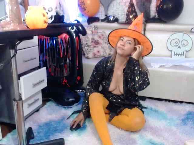 hot-sexy-bunny webcam