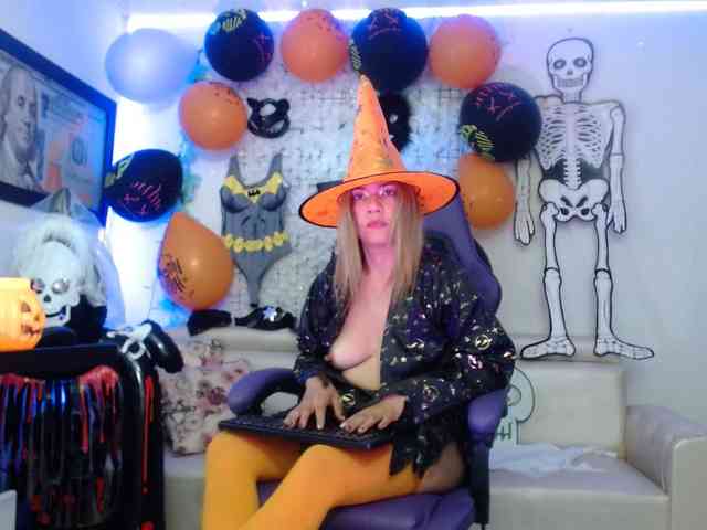 hot-sexy-bunny webcam