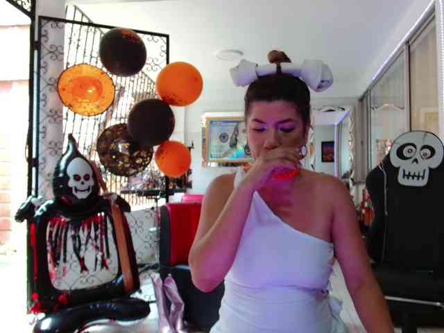 hot-sexy-bunny webcam