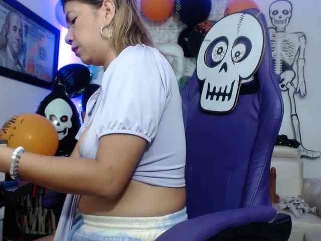 hot-sexy-bunny webcam