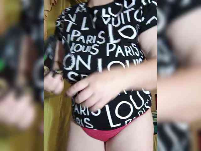 Sweet_Symphony webcam