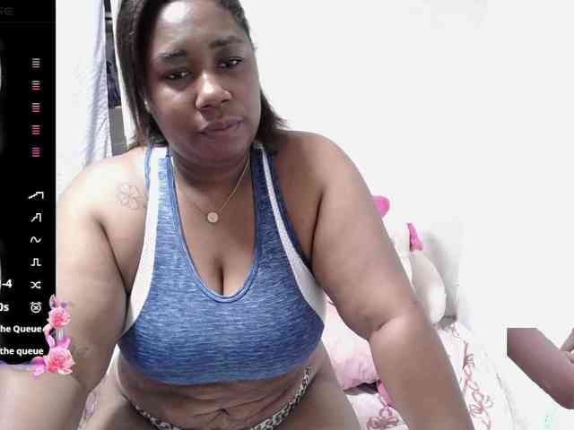 thickebonymilf webcam
