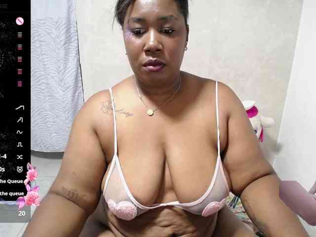 thickebonymilf webcam