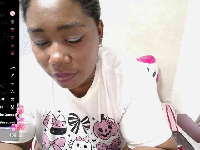 thickebonymilf webcam