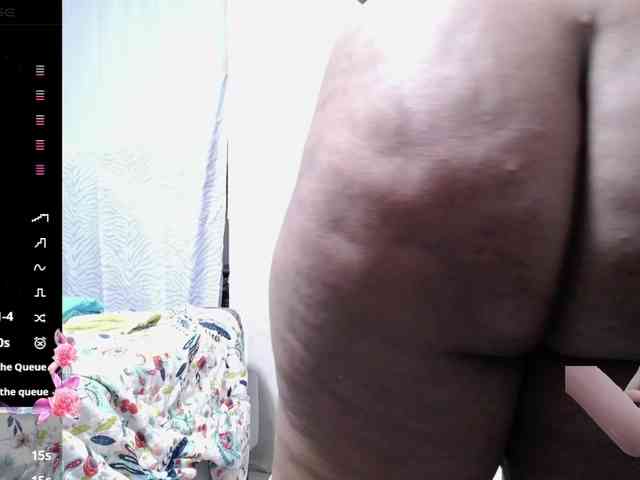 thickebonymilf webcam