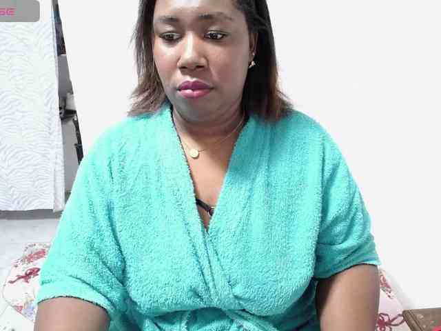 thickebonymilf webcam