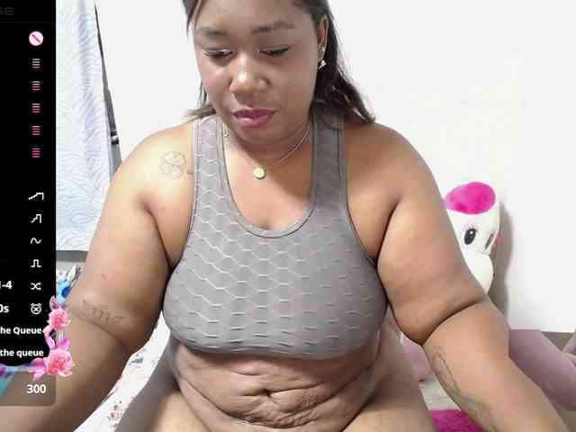 thickebonymilf webcam