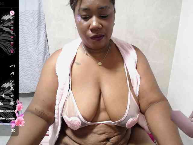 thickebonymilf webcam