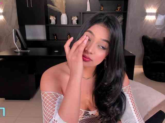 AlyssaDean webcam