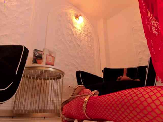 RoxanneHill webcam