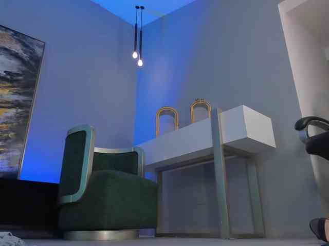 RoxanneHill webcam