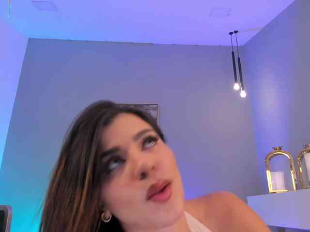 RoxanneHill webcam